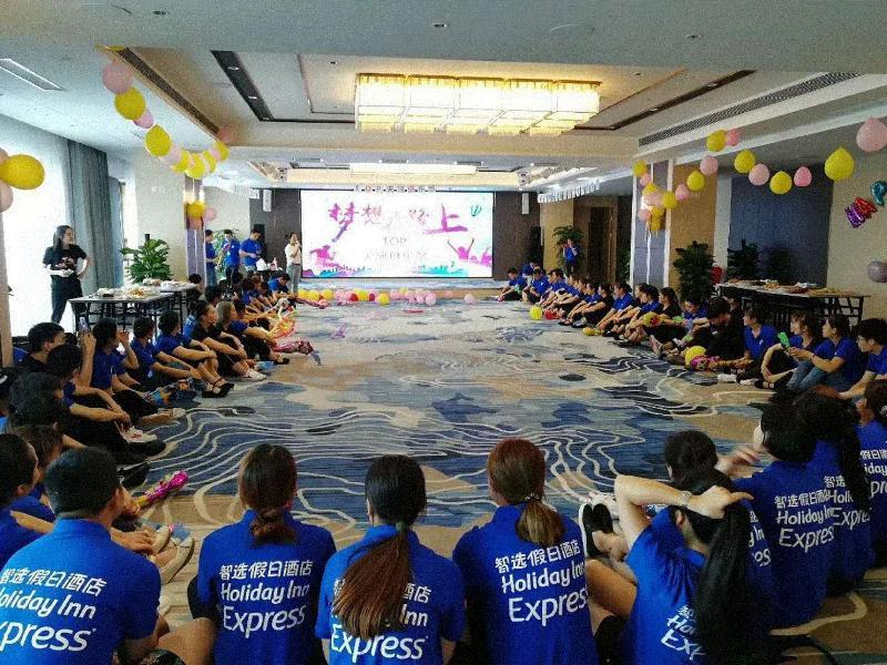 Holiday Inn Express Chengdu Tianhe Exterior foto