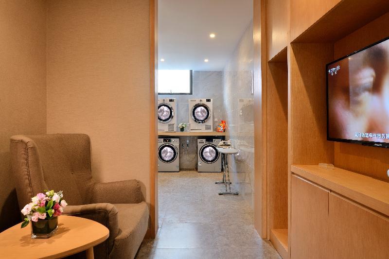 Holiday Inn Express Chengdu Tianhe Exterior foto