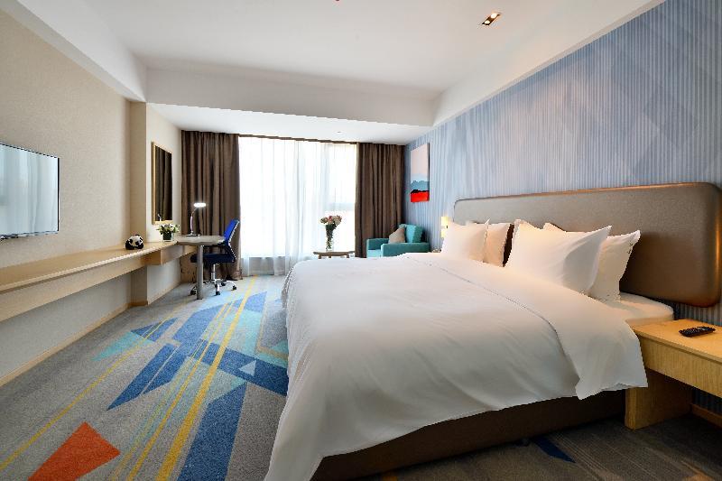 Holiday Inn Express Chengdu Tianhe Exterior foto